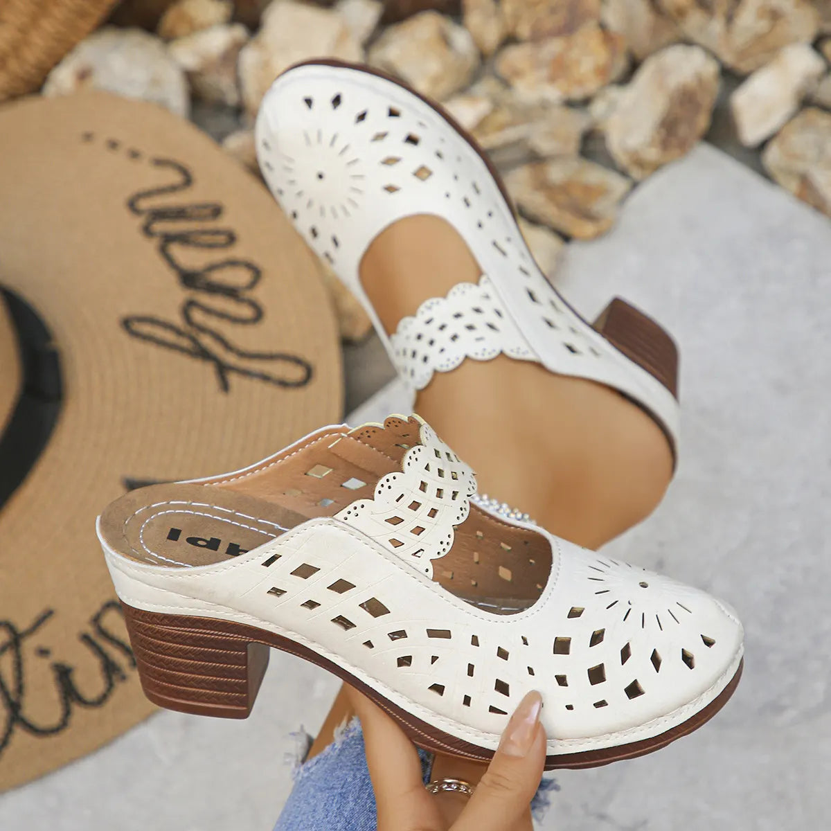 Women's orthopedic sandals with cutouts and breathable lining for all-day comfort