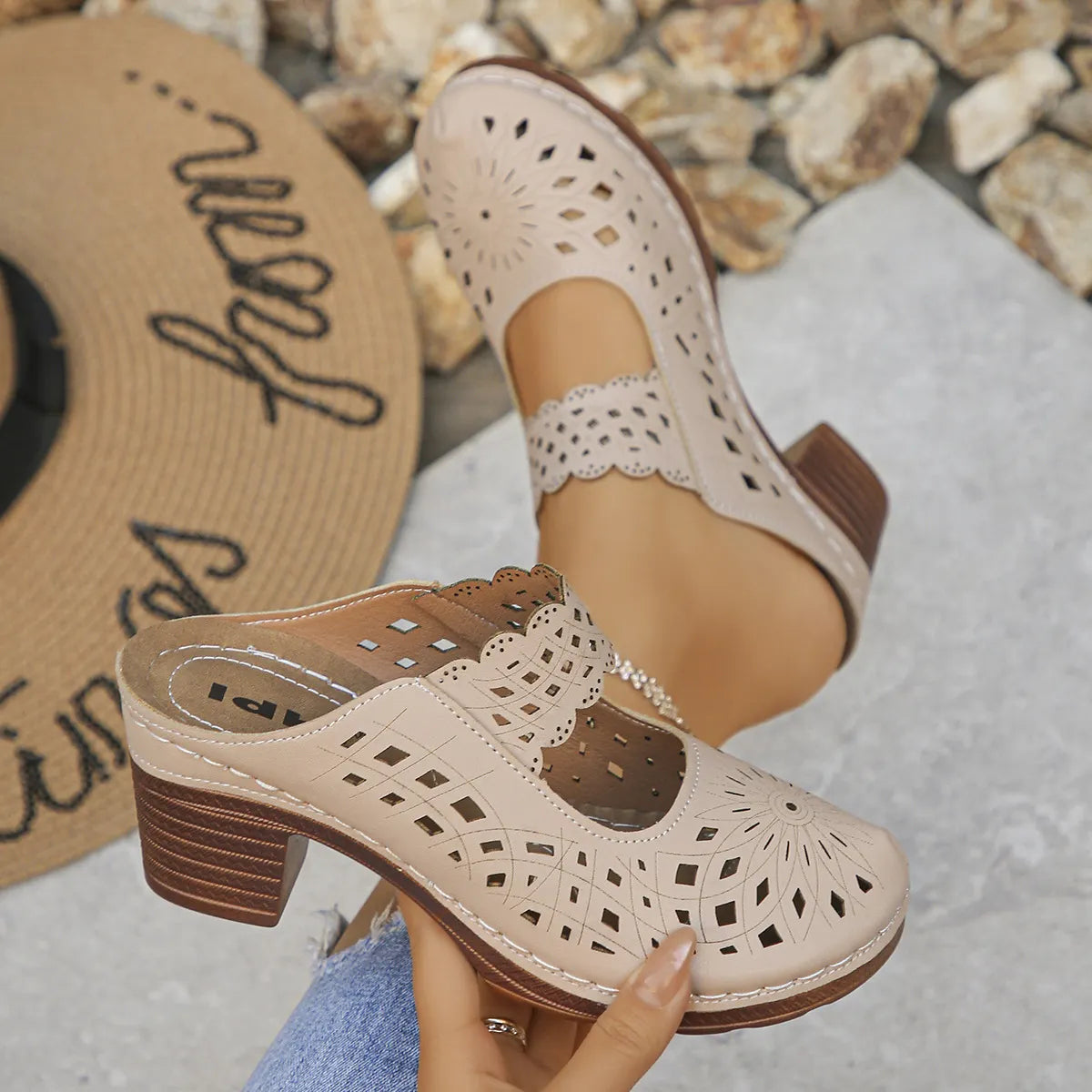Women's orthopedic sandals with cutouts and breathable lining for all-day comfort