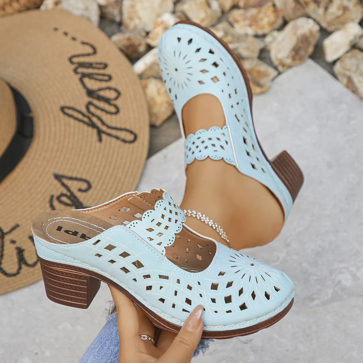Women's orthopedic sandals with cutouts and breathable lining for all-day comfort