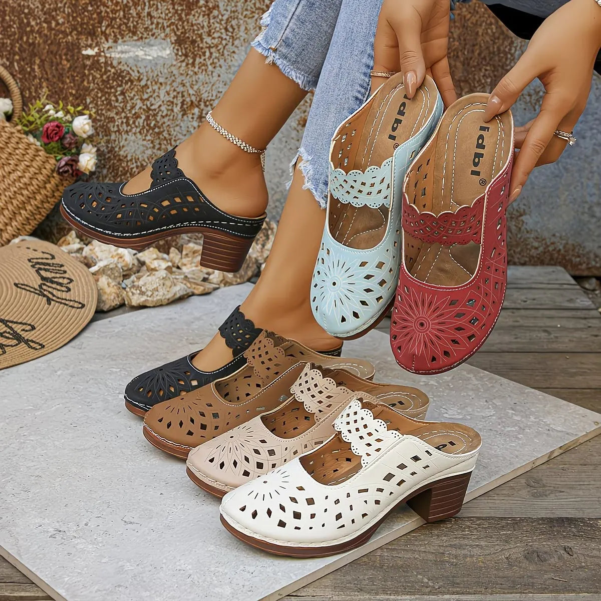 Women's orthopedic sandals with cutouts and breathable lining for all-day comfort