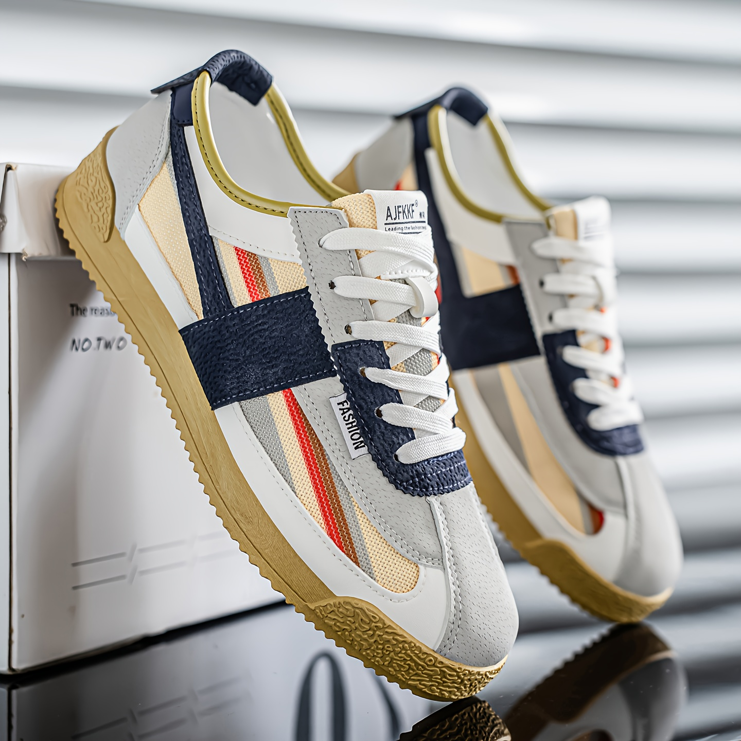 ASHFORD RETRO TRAINER