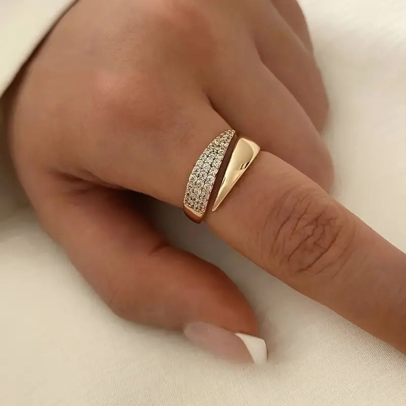 AURORA SPARKLING STONE RING