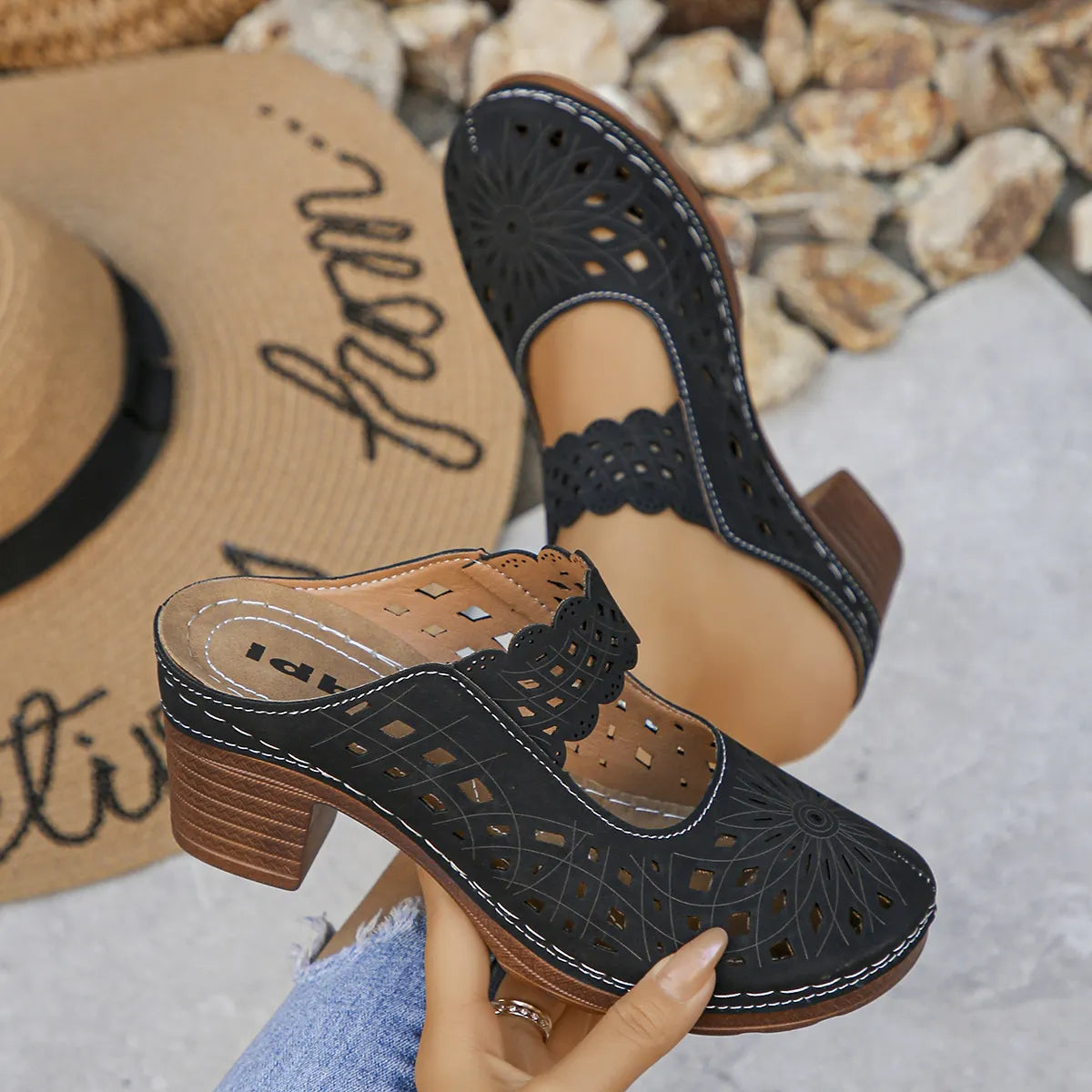 Women's orthopedic sandals with cutouts and breathable lining for all-day comfort