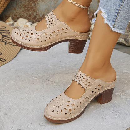Women's orthopedic sandals with cutouts and breathable lining for all-day comfort